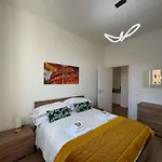 Urban Retreat Steps From The Metro