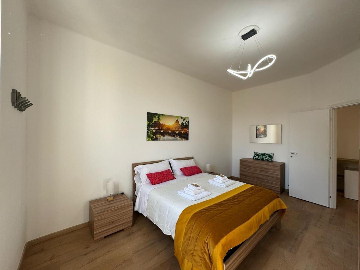 Urban Retreat Steps From The Metro Apartment *