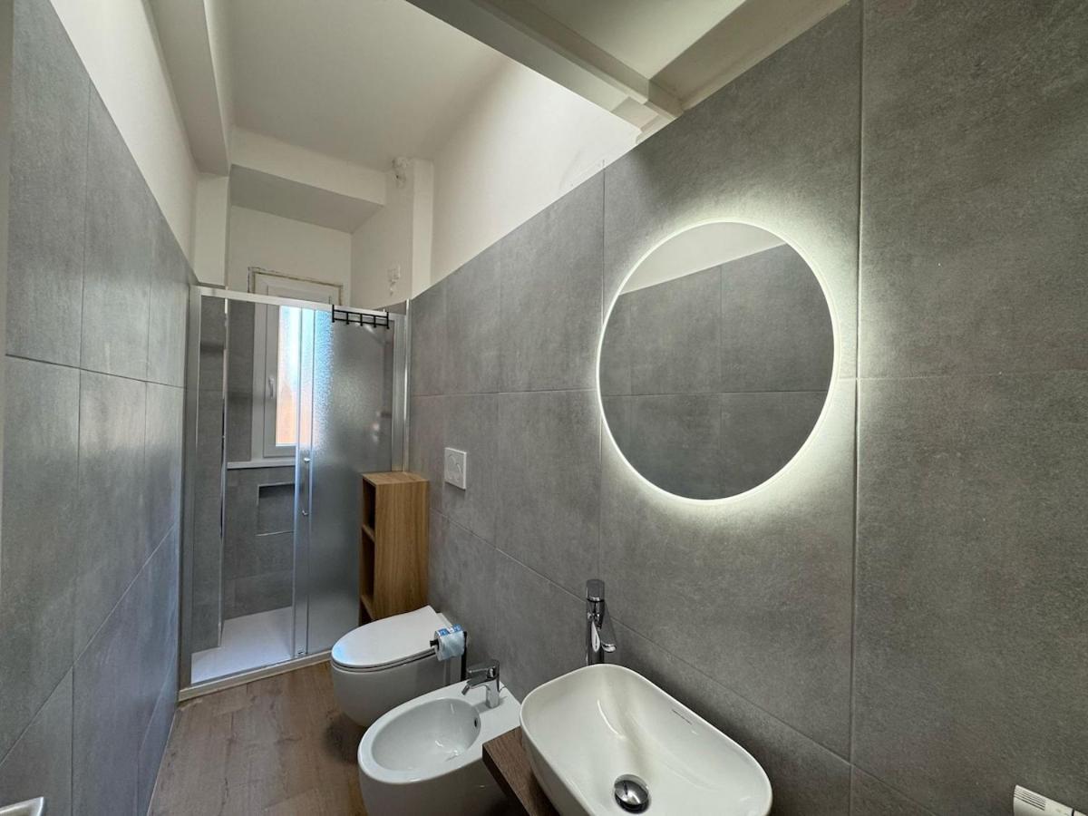 Urban Retreat Steps From The Metro Apartment